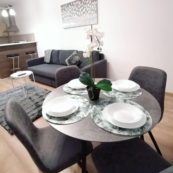 Apartment Sofial Zagabria Esterno foto